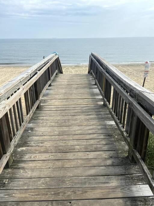 Вілла Historic Coastal Haven- Pet Friendly Fast Wi-Fi Норфолк Екстер'єр фото